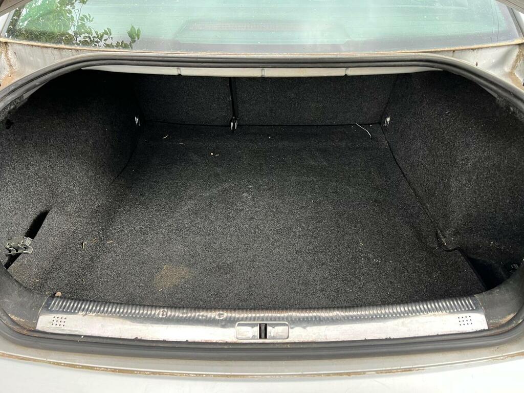 Volkswagen Passat 2.0 Highline Saloon 194 Gkm, 1 Silver #30