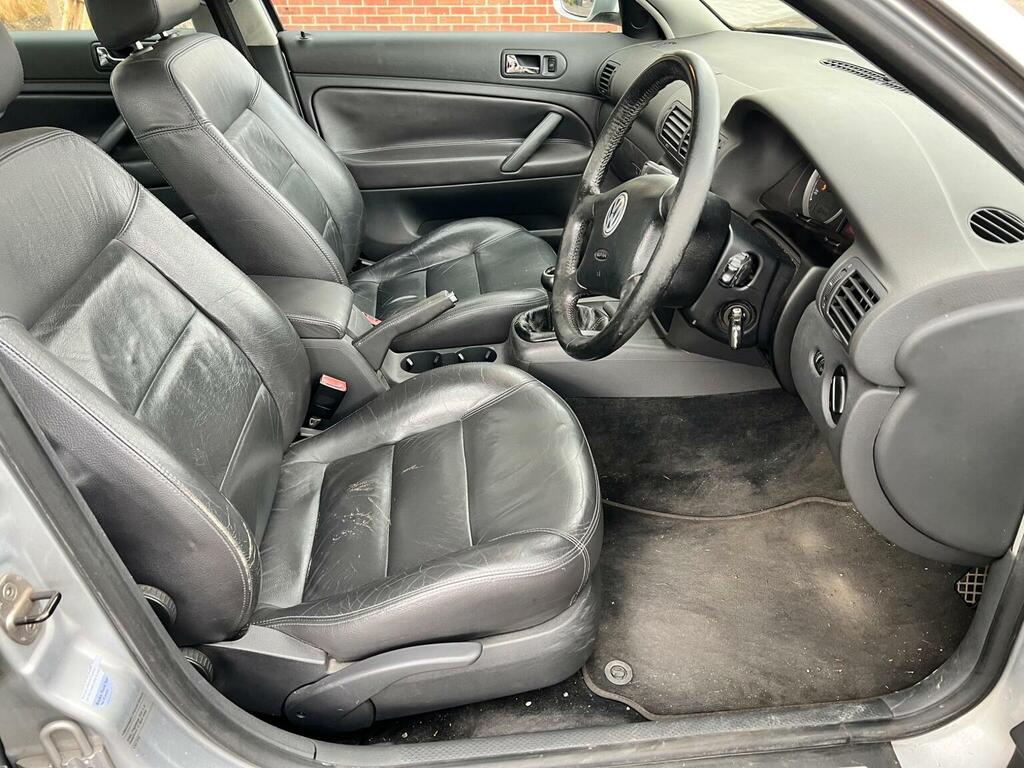 Volkswagen Passat 2.0 Highline Saloon 194 Gkm, 1 Silver #14