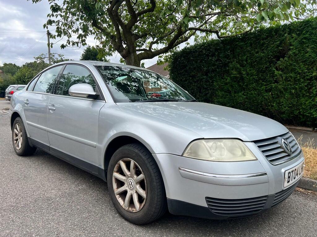 Volkswagen Passat 2.0 Highline Saloon 194 Gkm, 1 Silver #1