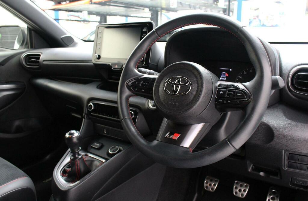 Toyota Yaris Excel Red #31