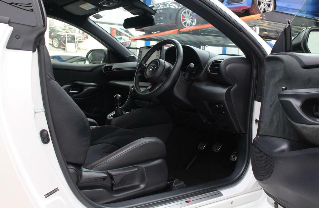 Toyota Yaris Excel Red #14