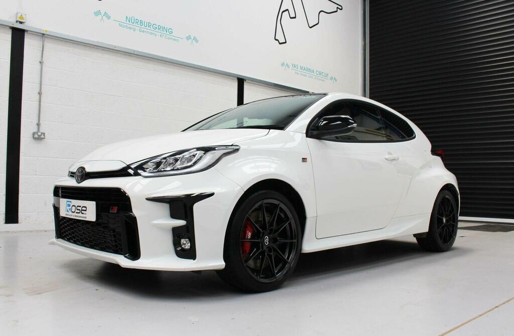 Toyota Yaris 1.6T Gr Circuit Awd Euro 6 White #3