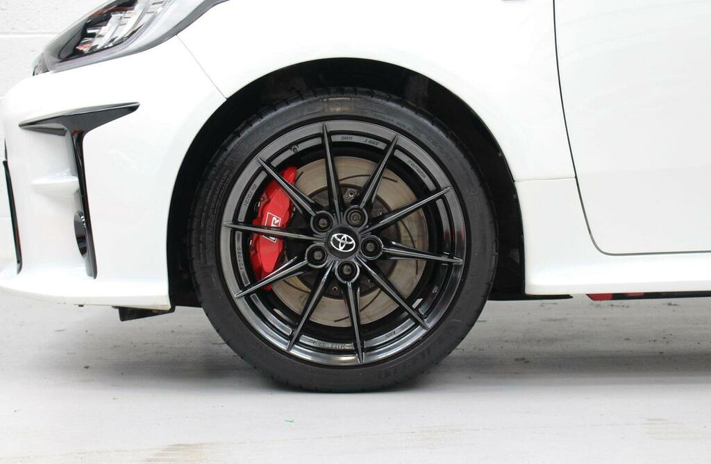 Toyota Yaris Excel Red #20