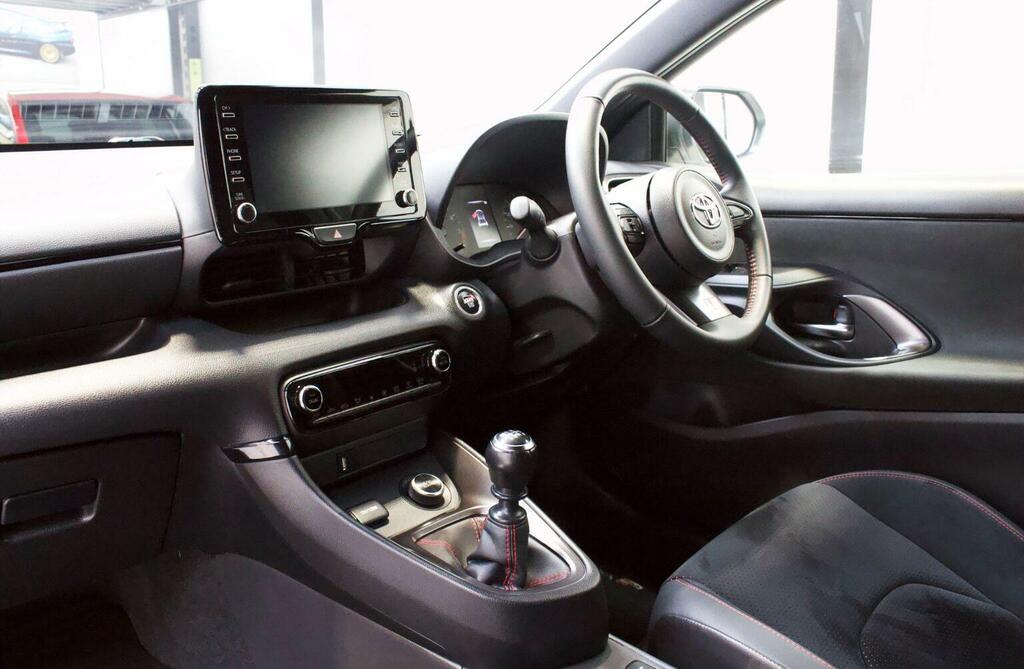 Toyota Yaris 1.6T Gr Circuit Awd Euro 6 White #6