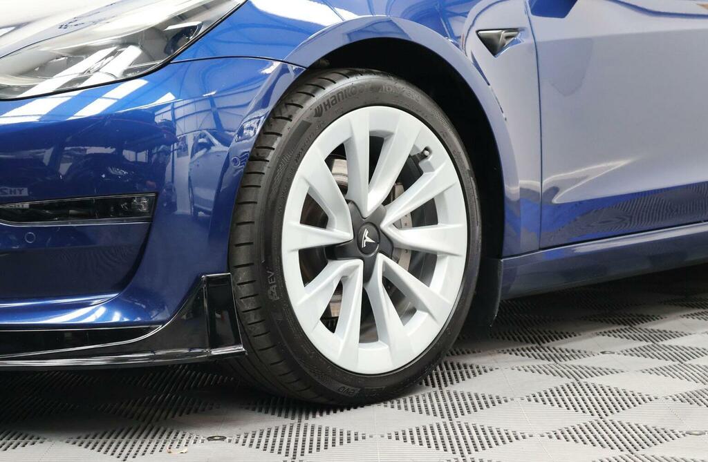 Tesla Model 3 Saloon Blue #5