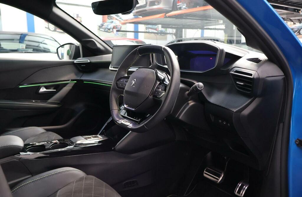 Peugeot e-208 Hatchback Blue #2