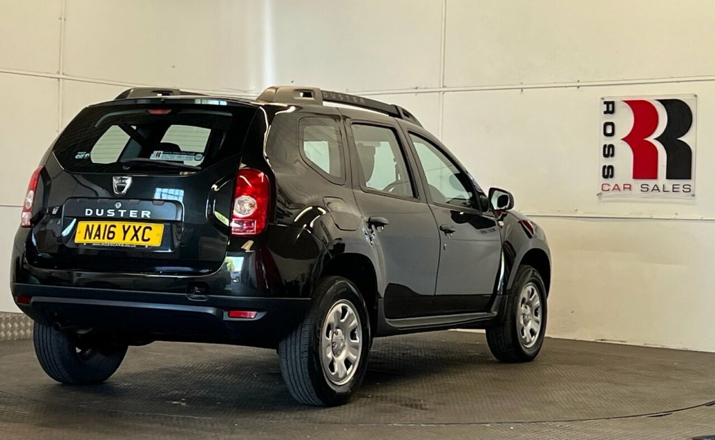 Dacia Duster Suv Black #2