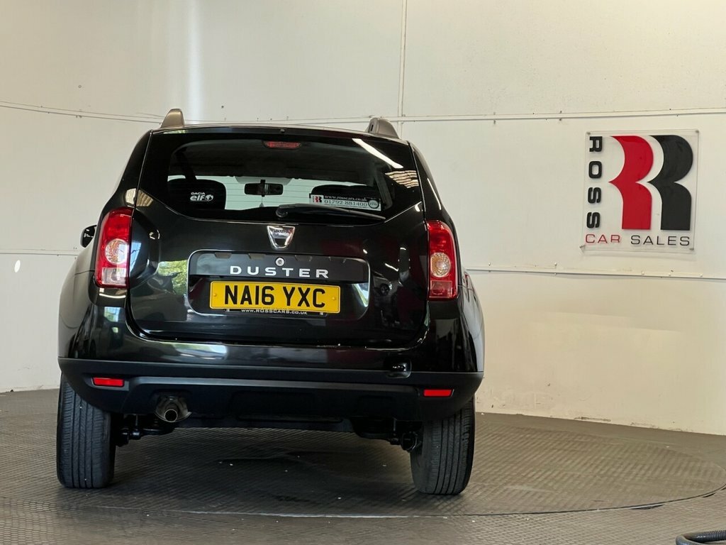Dacia Duster Suv Black #3