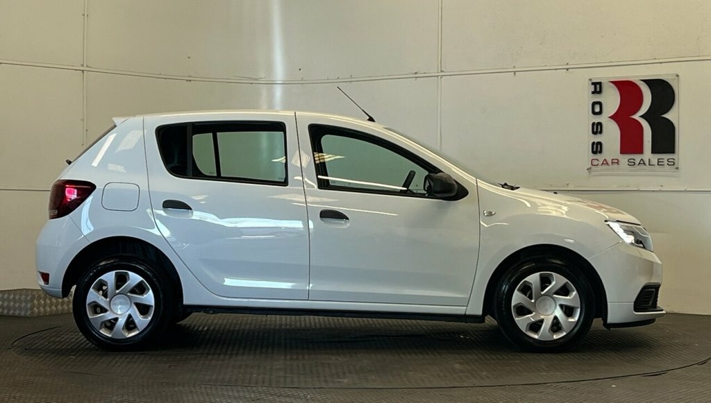 Dacia Sandero 1L Essential CA70MYW White #2
