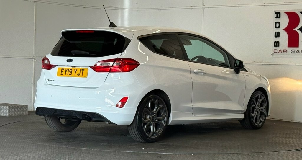 Ford Fiesta 1L St-line EY19YJT White #3