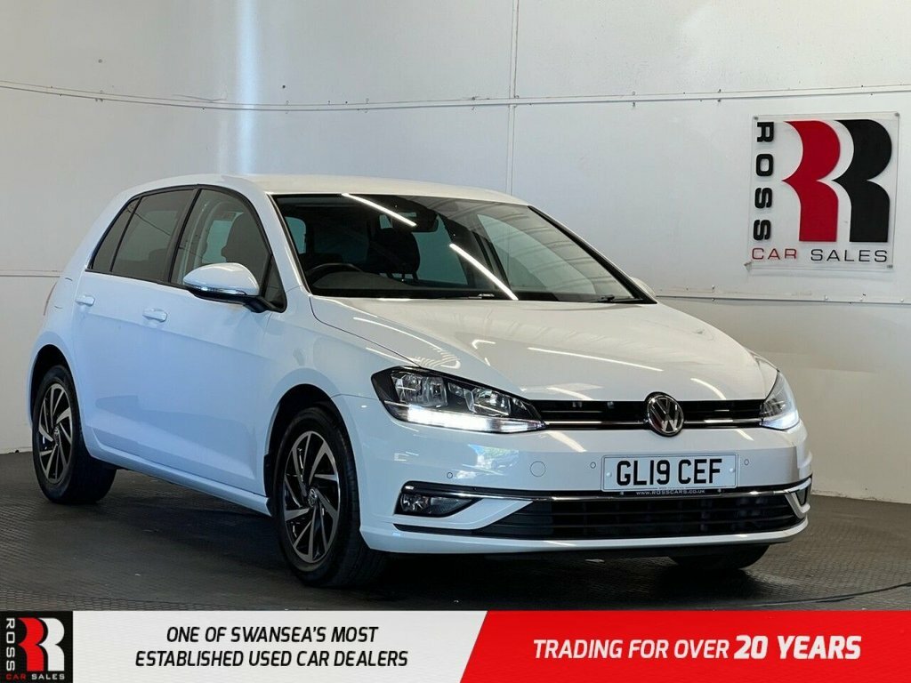 Volkswagen Golf 1.6L Match White