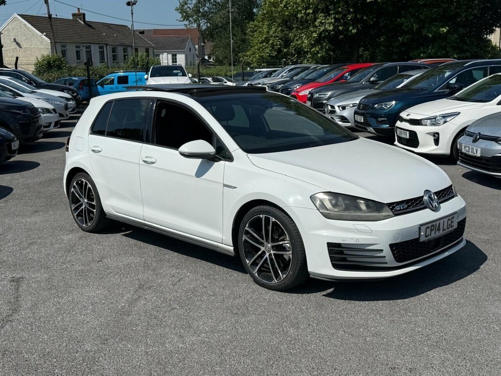 Volkswagen Golf 2L Gtd White