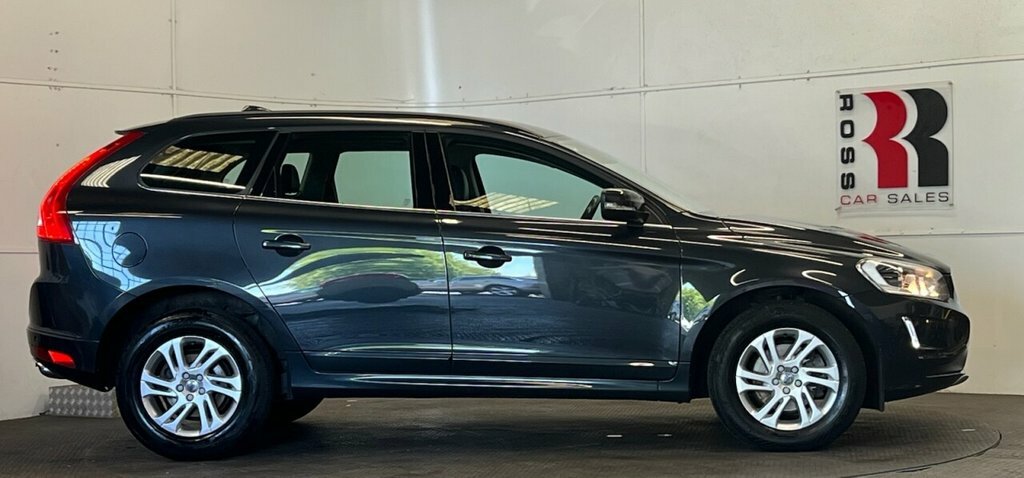 Volvo XC60 Suv Grey #2