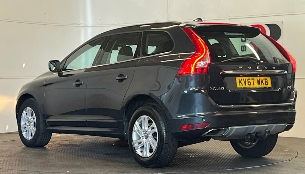 Volvo XC60 Suv Grey #5