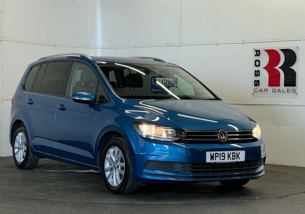 Volkswagen Touran 1L Se Family Blue