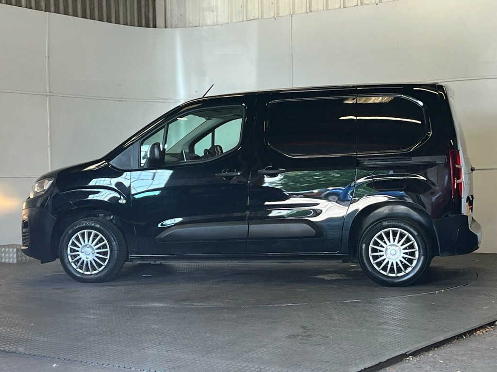 Citroen Berlingo 1.5L Enterprise M Black #5