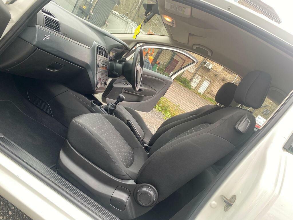 Fiat Grande Punto 1.4 Active Hatchback Euro 4 77 Blue #9