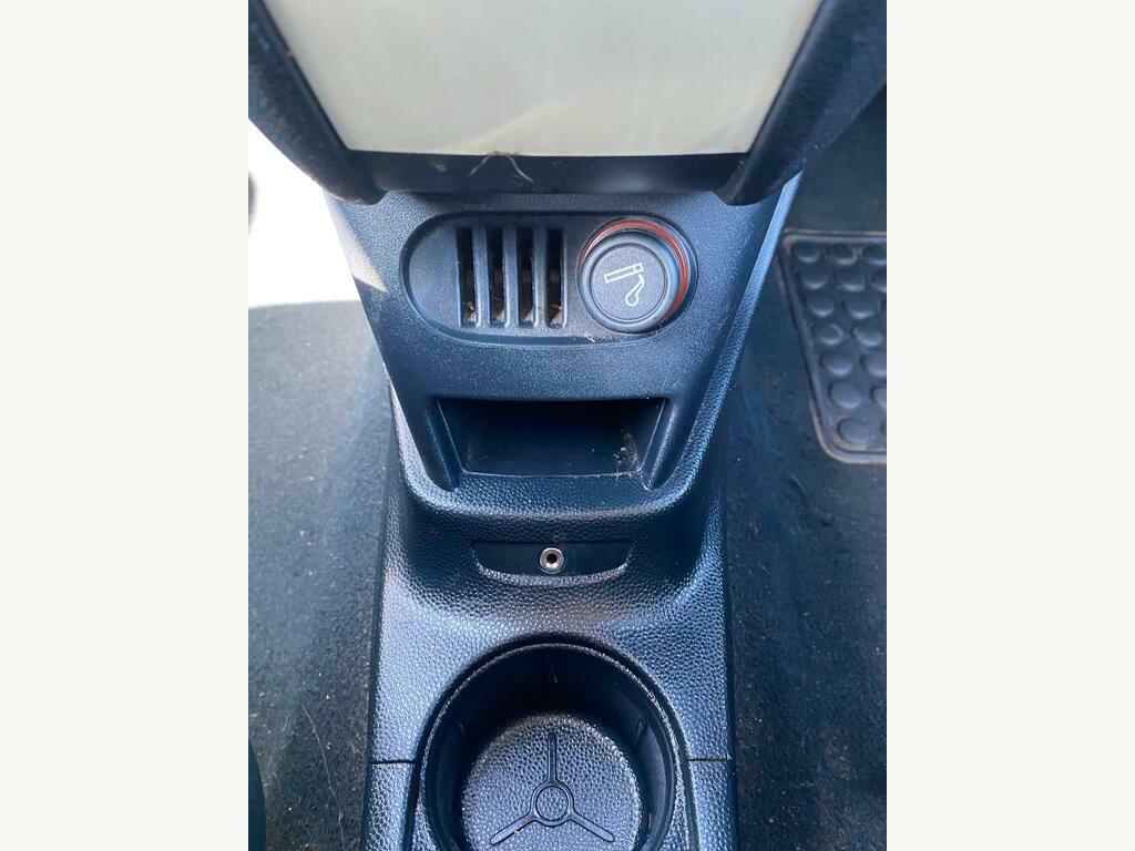 Ford KA Studio Black #18