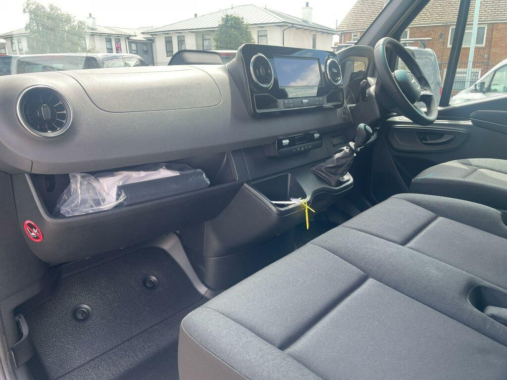 Mercedes-Benz Sprinter 2.0 315 Cdi Pro Rwd L3 H2 Euro 6 Ss Black #2