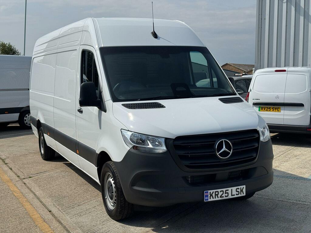 Mercedes-Benz Sprinter 2.0 315 Cdi Pro G-tronic Rwd L3 H2 Euro 6 Ss KR25LSK White #3