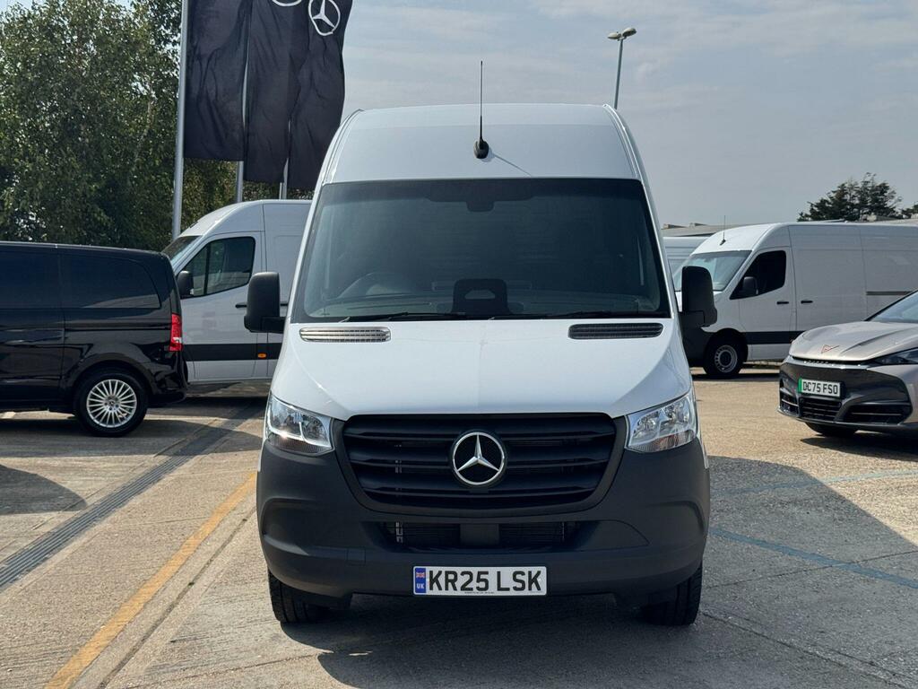 Mercedes-Benz Sprinter 2.0 315 Cdi Pro G-tronic Rwd L3 H2 Euro 6 Ss KR25LSK White #2