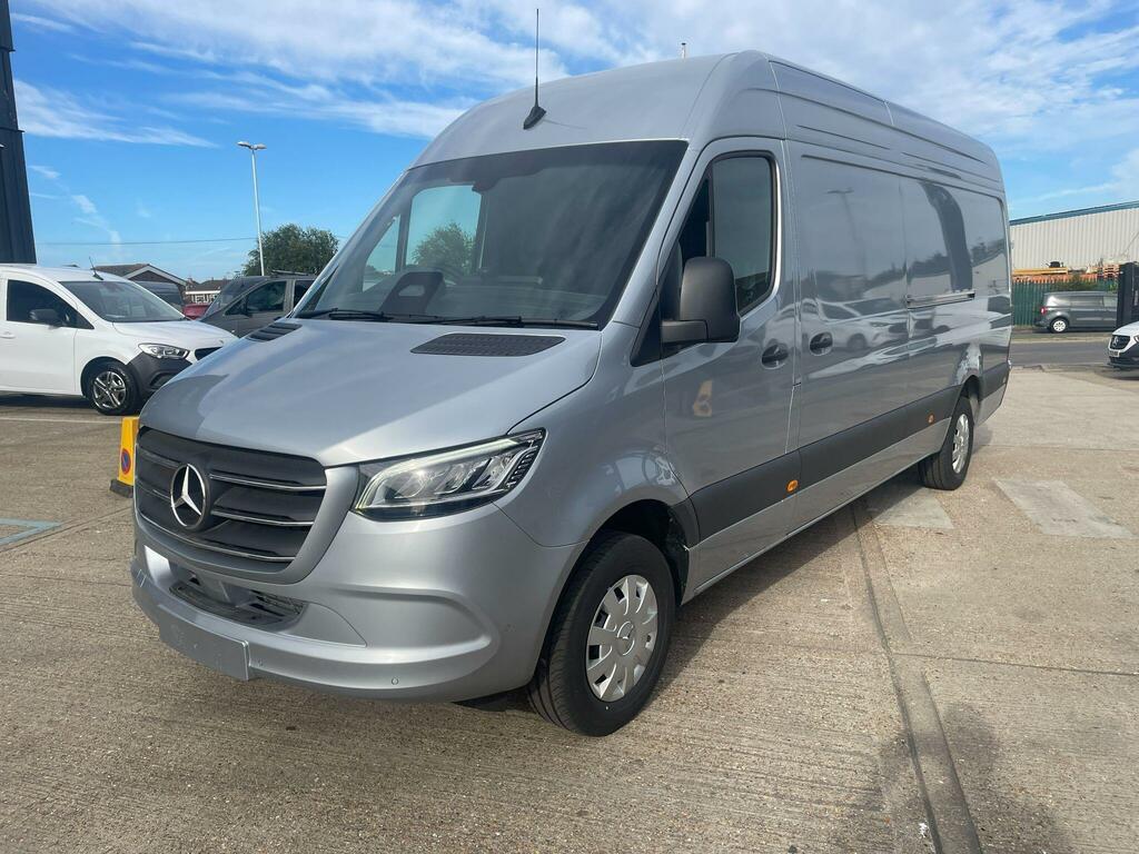 Mercedes-Benz Sprinter 2.0 315 Cdi Pro G-tronic Rwd L3 H2 Euro 6 Ss Silver #3