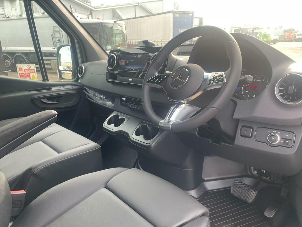Mercedes-Benz Sprinter 2.0 315 Cdi Pro G-tronic Rwd L3 H2 Euro 6 Ss Silver #2