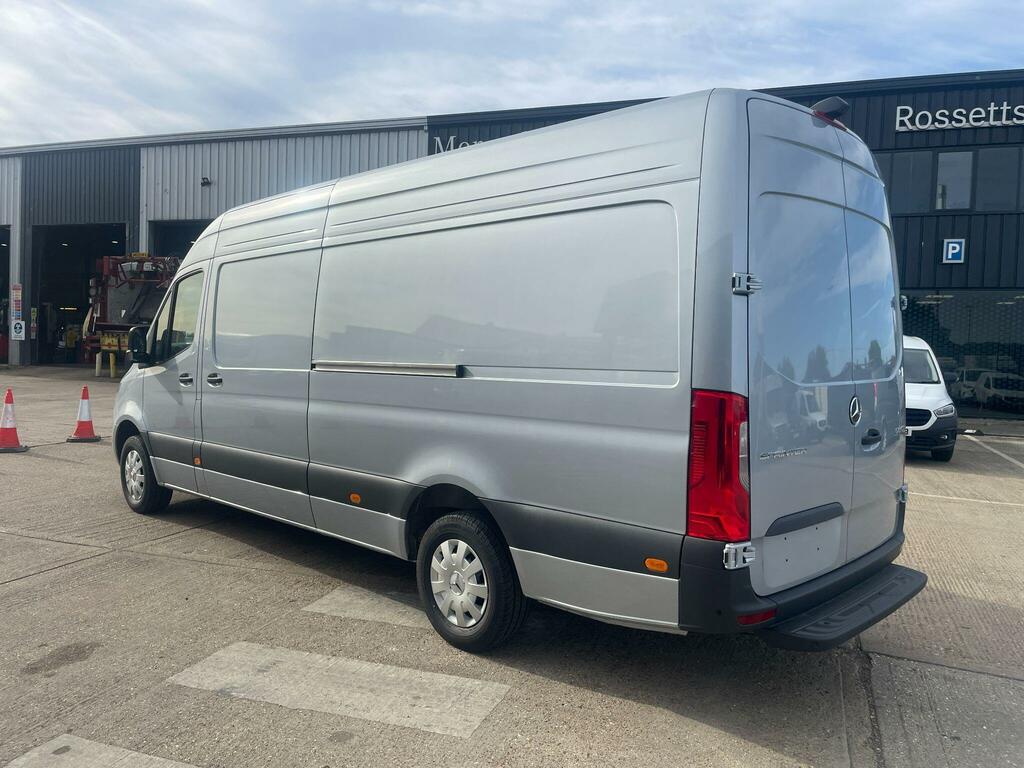 Mercedes-Benz Sprinter 2.0 315 Cdi Pro G-tronic Rwd L3 H2 Euro 6 Ss Silver #5