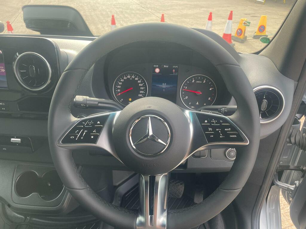 Mercedes-Benz Sprinter 2.0 519 Cdi Progressive Rwd L4 H2 Euro 6 Ss White #21