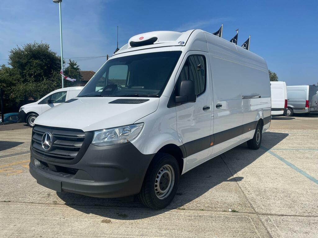 Mercedes-Benz Sprinter 2.0 315 Cdi Pro Rwd L3 H2 Euro 6 Ss White #3
