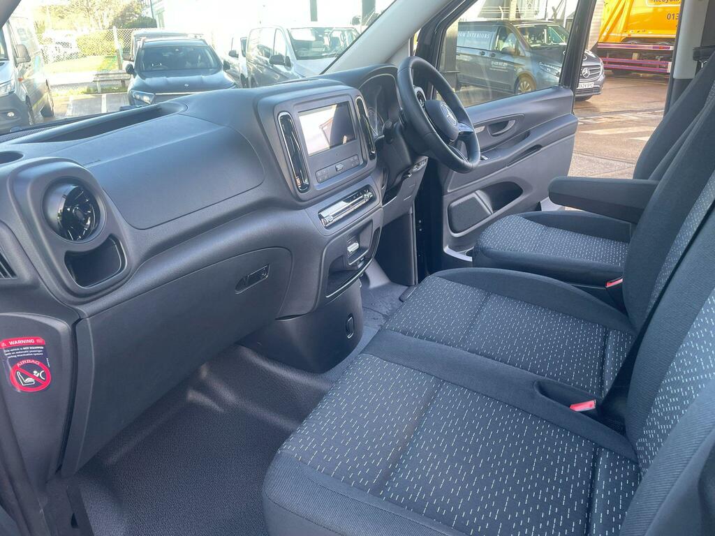 Mercedes-Benz eVito Evito Progressive L2 #11