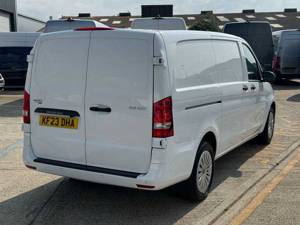 Mercedes-Benz Vito 2.0 114 Cdi Progressive Panel Van Manua White #4