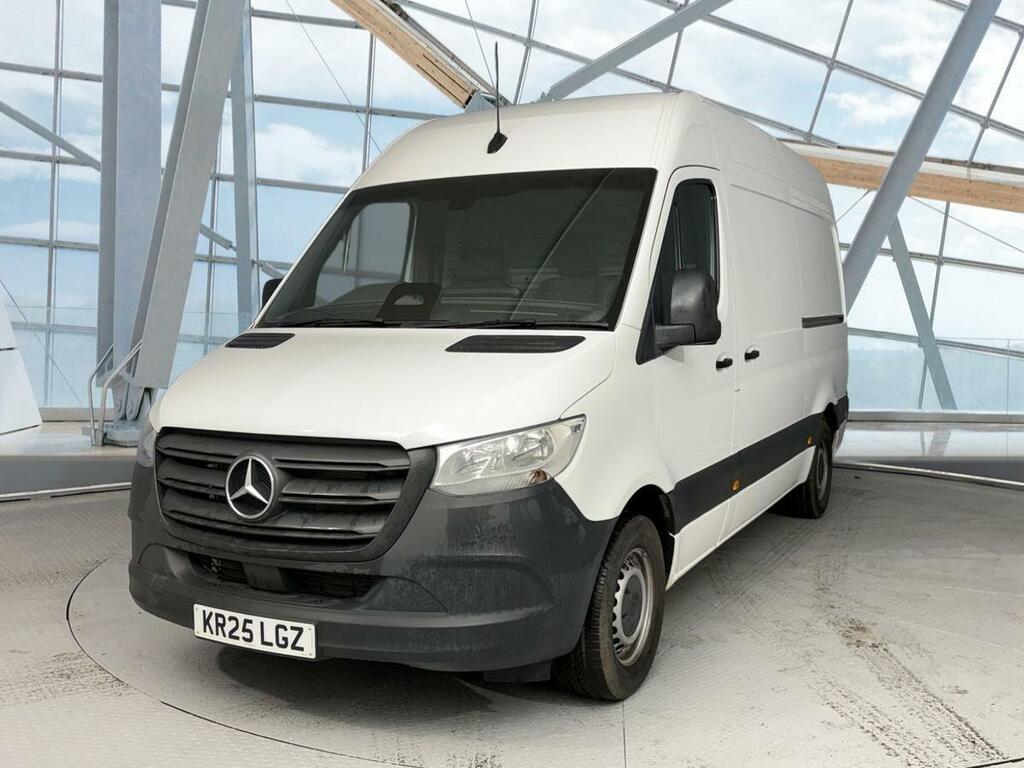 Mercedes-Benz Sprinter 2.0 315 Cdi Pro G-tronic Rwd L2 H2 Euro 6 Ss White