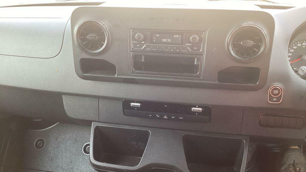 Mercedes-Benz eSprinter 39Kw Tekna With Bose Audio And Pro Pilot Technolog Blue #10