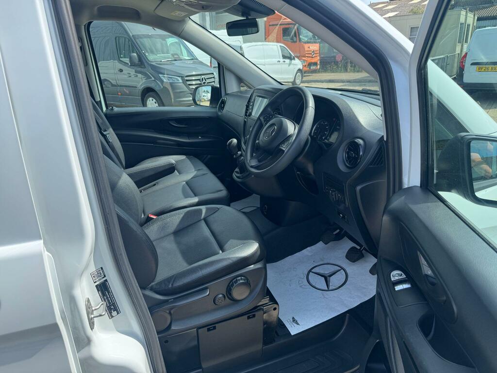 Mercedes-Benz Vito 2.1L Progressive Black #8