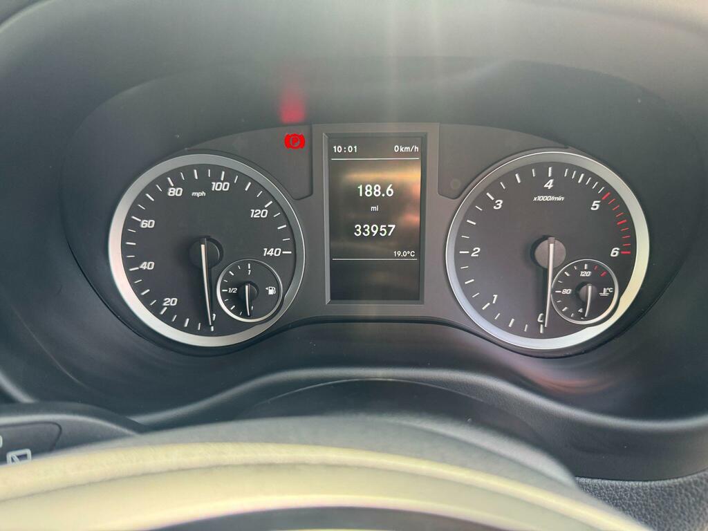 Mercedes-Benz Vito 2.1L Progressive Black #10