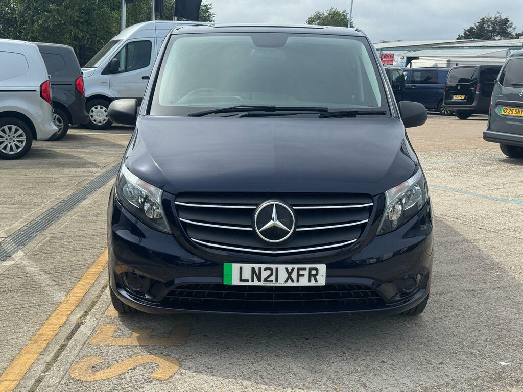 Mercedes-Benz eVito Evito Progressive L3 41Kw White #2