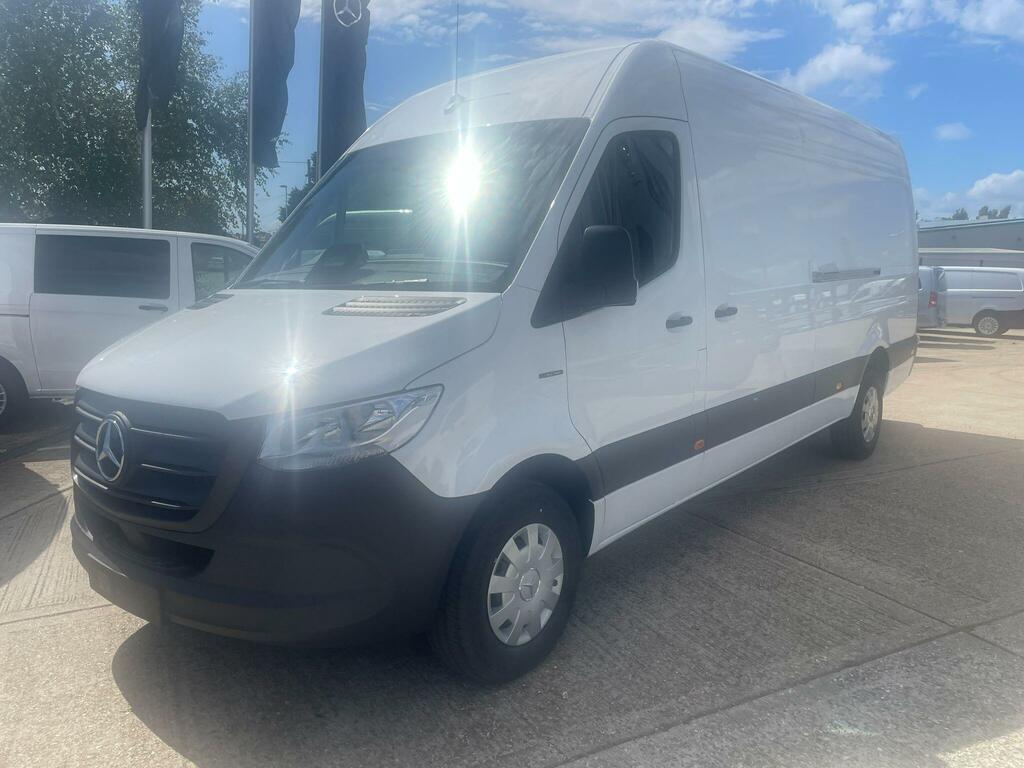 Mercedes-Benz eSprinter 314 81Kwh Pro Rwd L3 H2 White #2