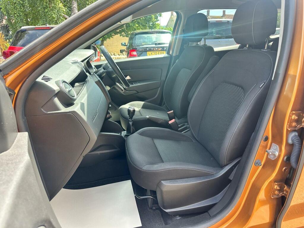 Dacia Duster 1.6 Sce Comfort Euro 6 S S WG68UBM Orange #2