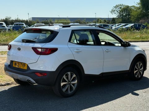 Kia Stonic 2 10 841 MK21TYP White #4