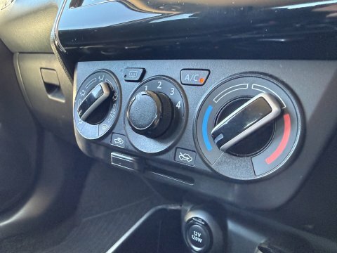 Suzuki Swift 1.2 Djet Attitude Blue #20