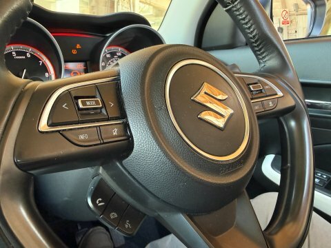 Suzuki Swift 1.2 Djet Attitude Blue #37