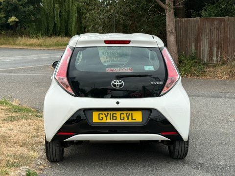 Toyota Aygo Vvt-i X-pression White #5