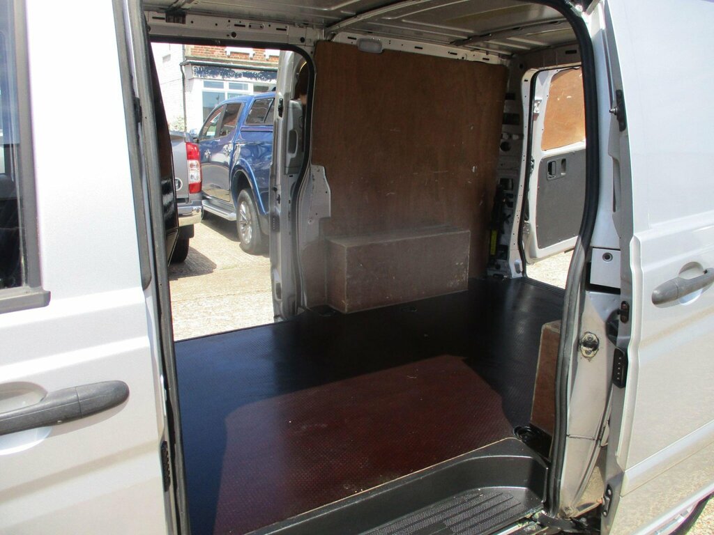 Mercedes-Benz Vito Panel Van 2.1 114 Cdi Bluetec Rwd L1 Euro 6 Ss White #19