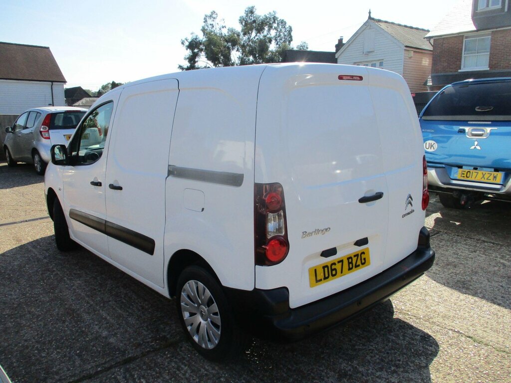 Citroen Berlingo 1.6 Bluehdi 625 Enterprise L1 White #3