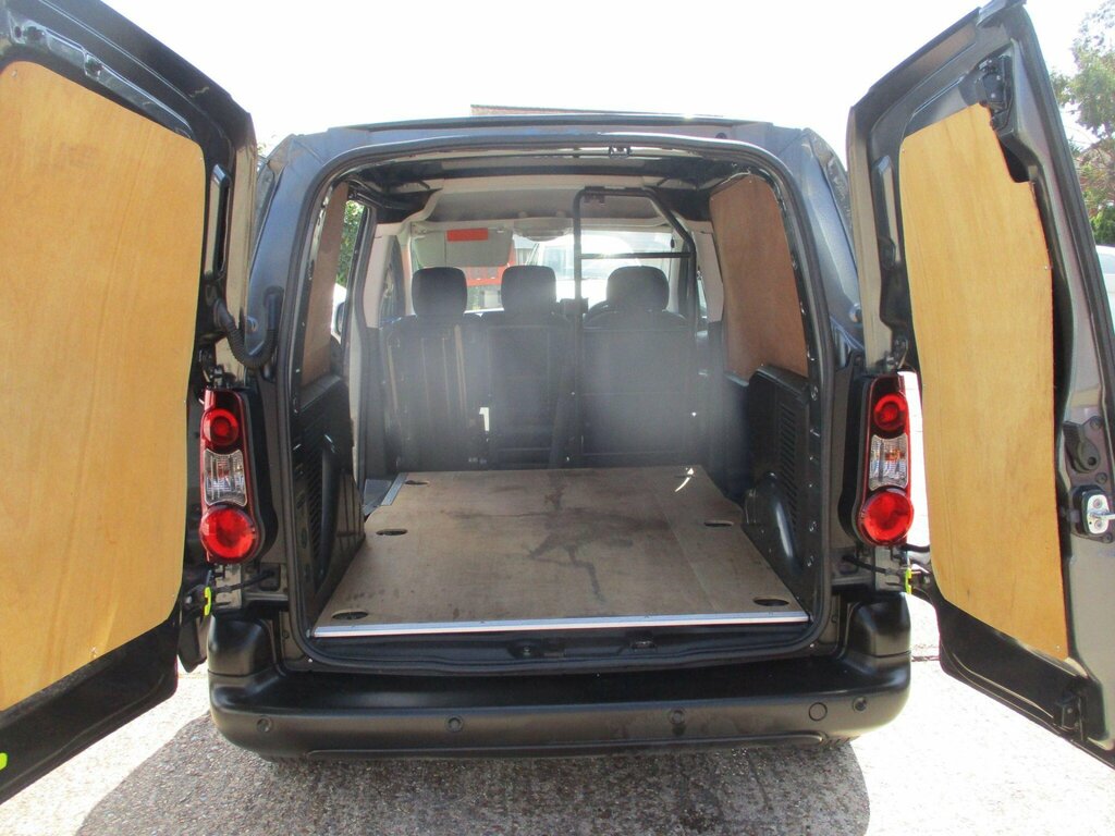 Citroen Berlingo Mpv White #24