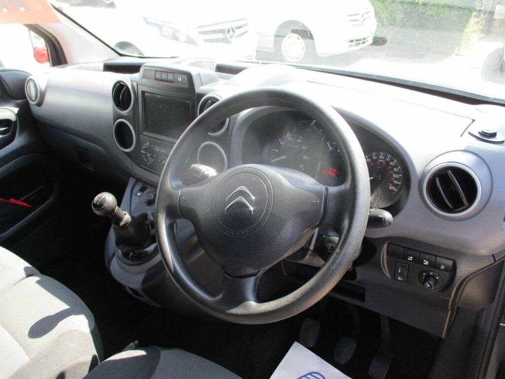 Citroen Berlingo Mpv White #29