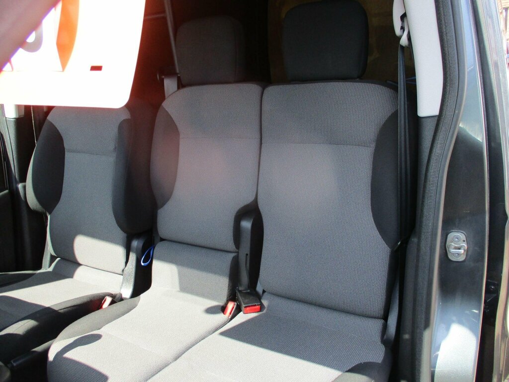 Citroen Berlingo Mpv White #13