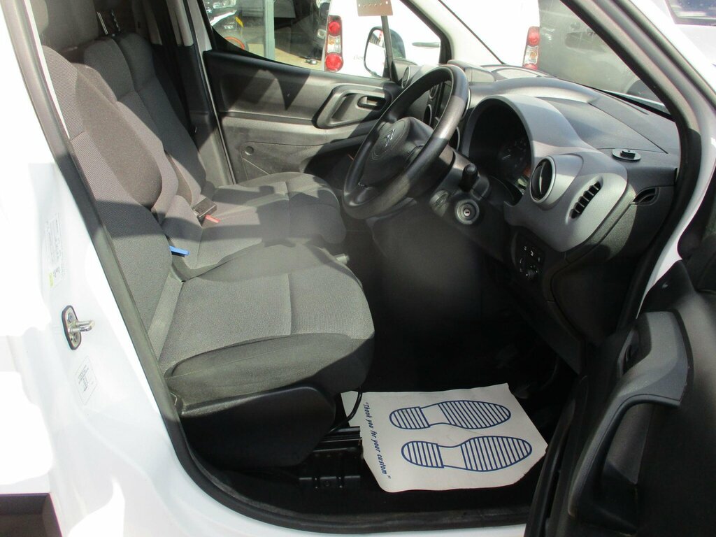 Citroen Berlingo Mpv White #25
