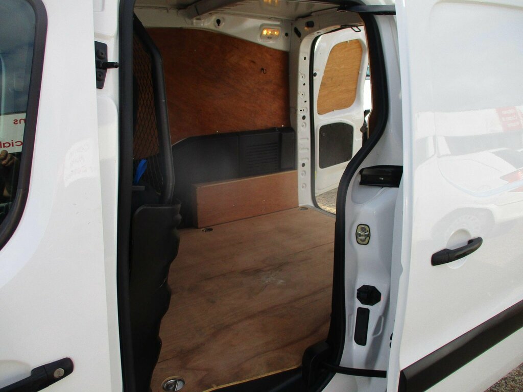 Citroen Berlingo Mpv White #21